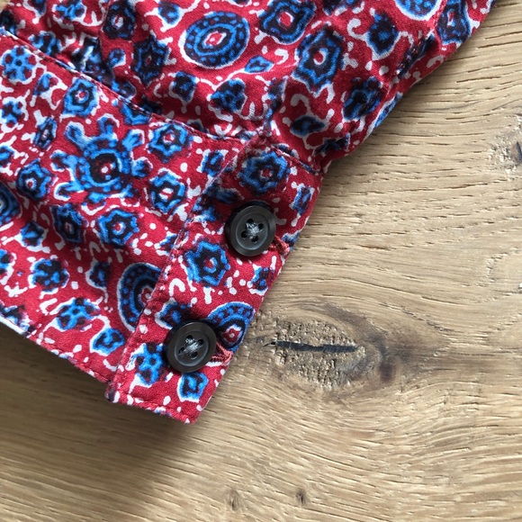 Banana Republic button down shirt, pointed down collar, long sleeves - Picture 6 of 7